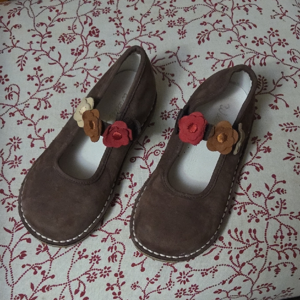 Little Girl's Suede Shoes🌸